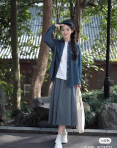 mẫu style áo sơ mi khoác ngoài nữ phối chân váy 